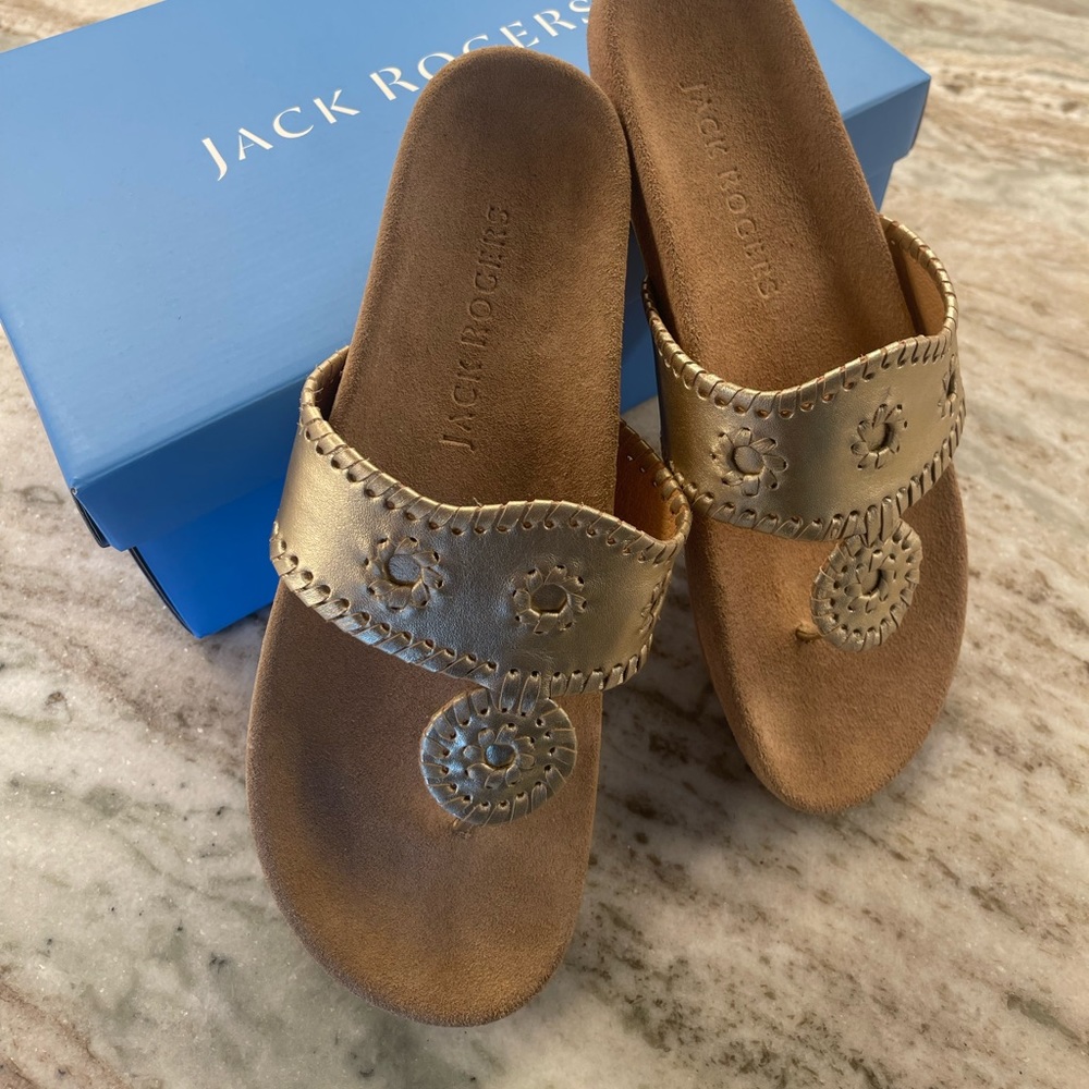 Comfort Jack Rogers Sandals. Platinum. Size 9.5. New in Box, never worn